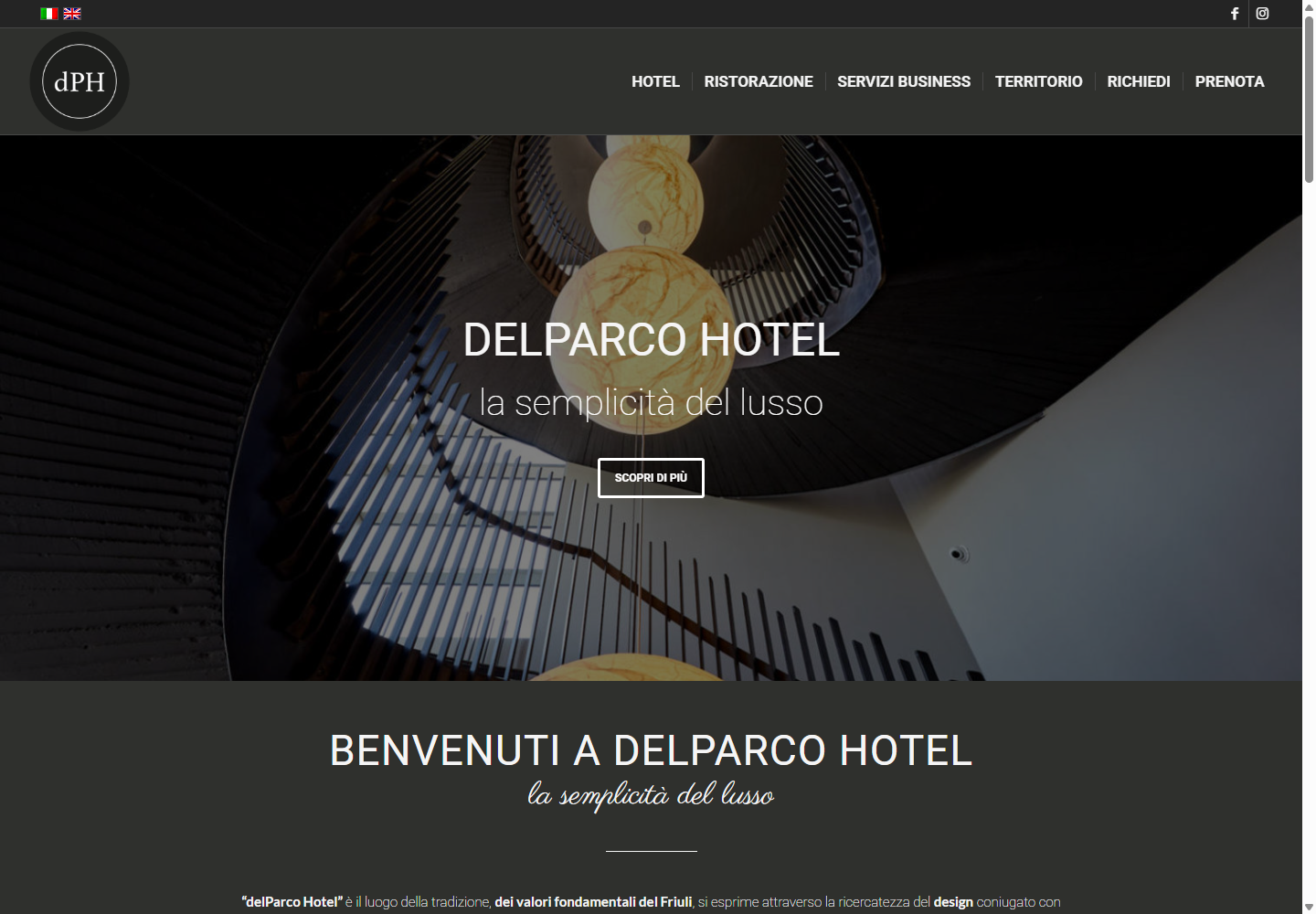 Delparco Hotelの公式サイト画面